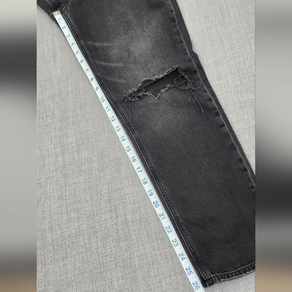 American Eagle Black & Grey Distressed Style Straight Leg Denim Jeans. 6 Short. - Picture 6 of 10